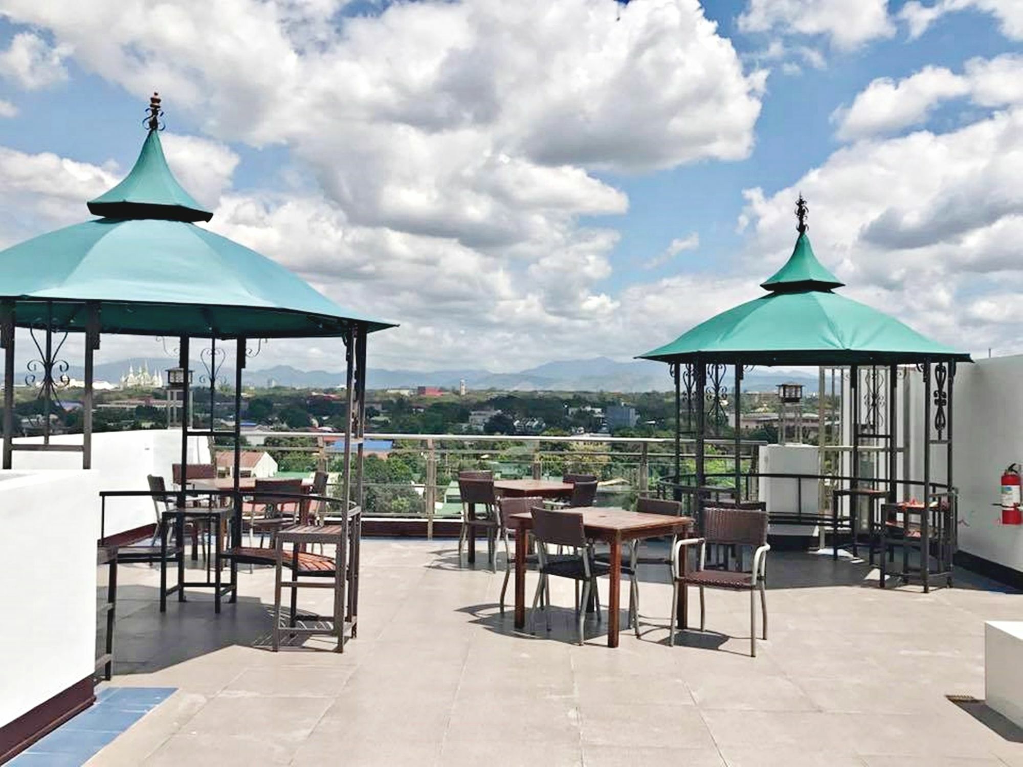 Residenciale Boutique Apartments Манила Экстерьер фото